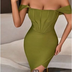NEW Bandage Bodycon Holiday Christmas Cocktail NYE Asymmetrical Off Shoulder